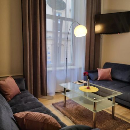 Amber Apartament 10 Krakow Luaran gambar